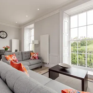 Destiny Scotland - Chisholm Hunter Apartment