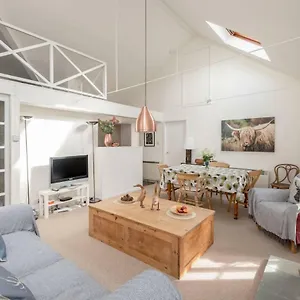 Joivy Loft At The Brewery With Free Parking Edinburgh