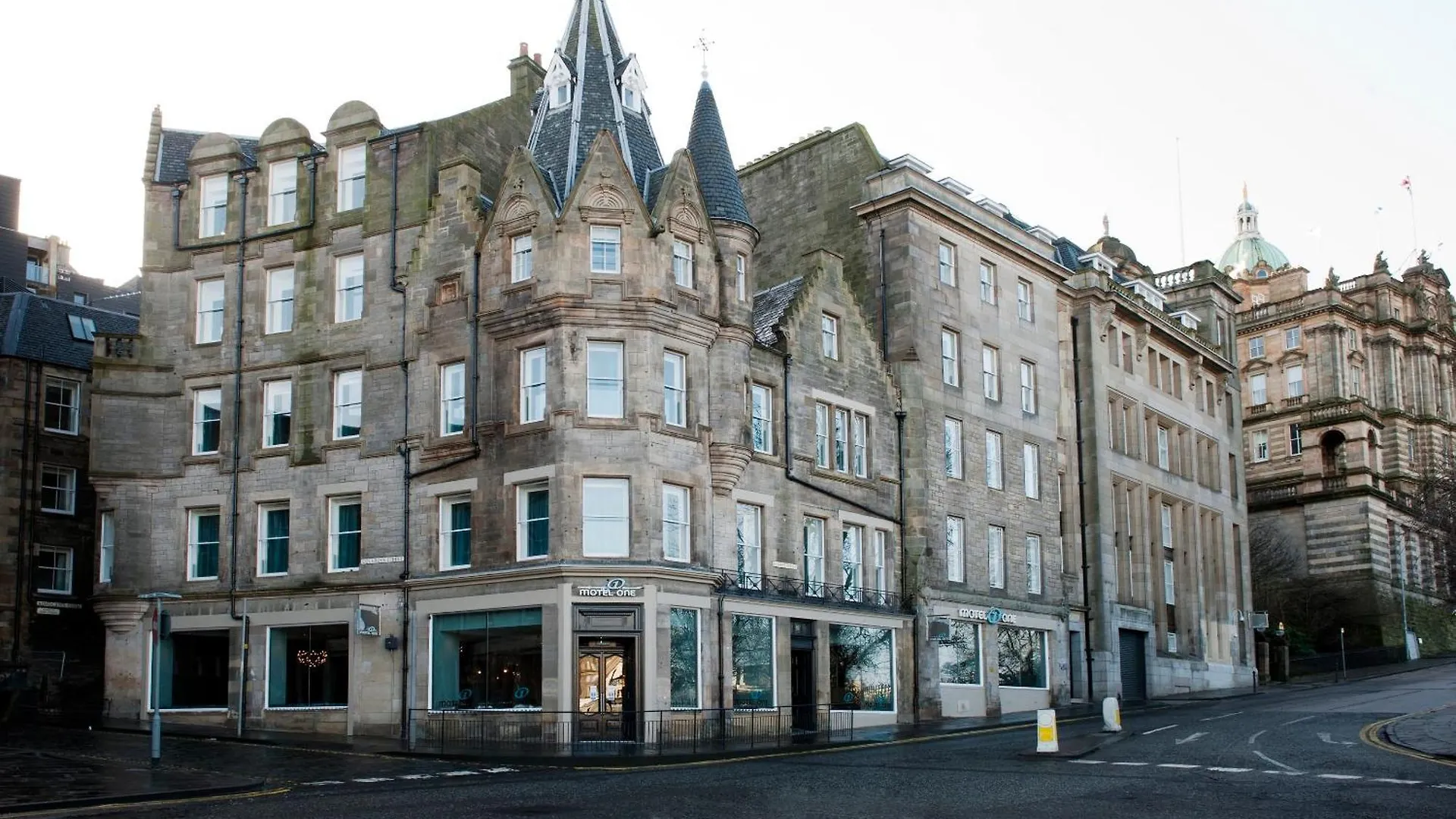 Hotel Motel One Edinburgh-Royal