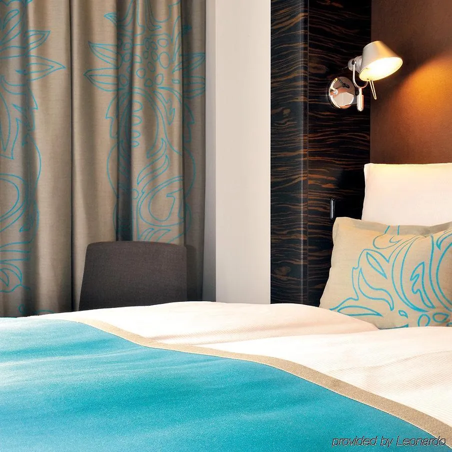 Hotel Motel One Edinburgh-Royal