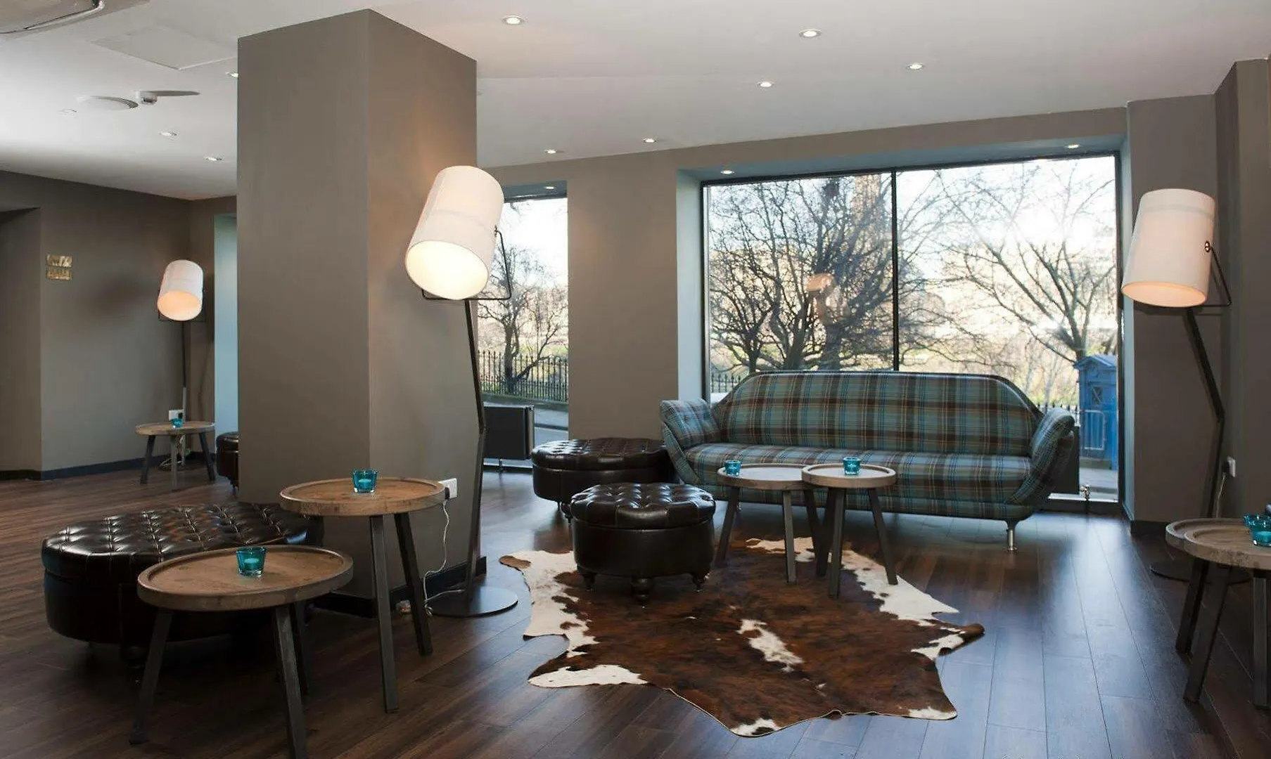 Motel One Edinburgh-Royal 3*, EDI